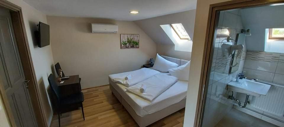 Soerpatika Vendeghaz Hotel Badacsonytomaj Cameră foto