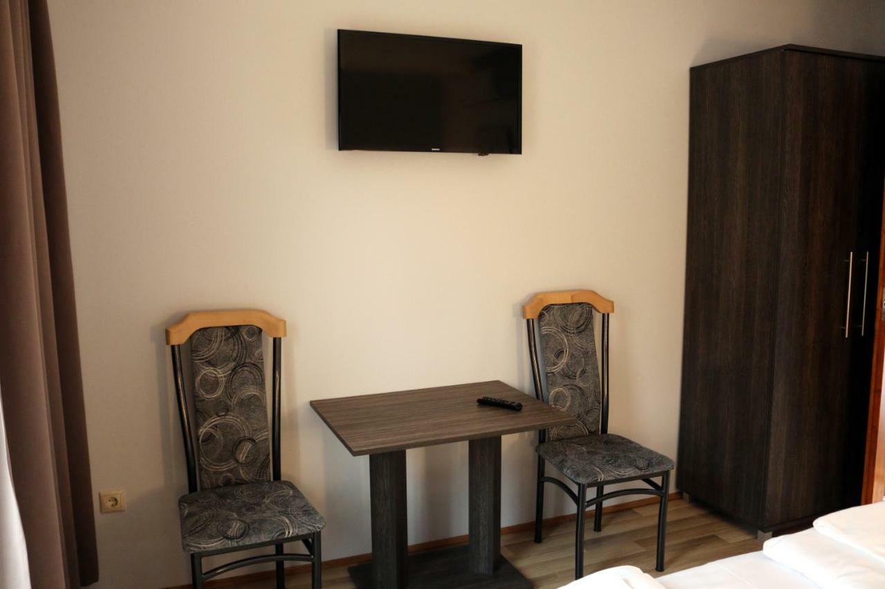 Soerpatika Vendeghaz Hotel Badacsonytomaj Exterior foto